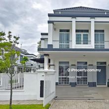 Eco Majestic @ Merrydale End Lot 35x75 Renovated Move in Condition