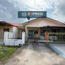 Single Storey Terrace Inter House at Senadin, Miri