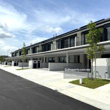 Lake View Superlink Villa For Sale