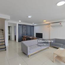 Short Walk to MRT and Ekocheras Mall!! Convenient!! Balcony unit!!