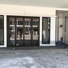 Terrace house for Sale