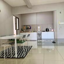 Skycube Residence 1275sf Corner Unit Morning Sun