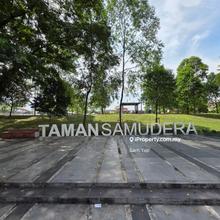 Ground floor shop for Rent