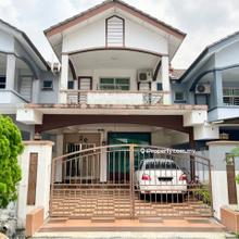 Spacious Porch Nonbumi Taman Evergreen Heights
