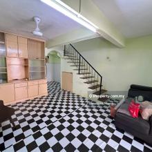Well Kept / Taman Sri Sinar 2.5sty, Kepong