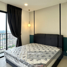 Shuttle Bus To Major University, Good Community. 