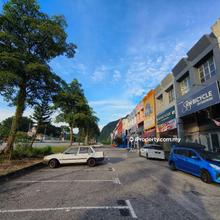 Ipoh Botani nice 3 storey shop for Rent