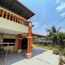 Huge Corner Lot at Semabok Jaya, 5min to Melaka Raya