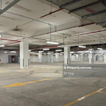 5 storey factory for rent 