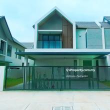 Below Market Double Storey Semi D Serenia Aqila, Serenia City, Sepang