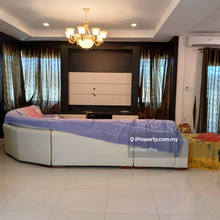 Stutong double storey semi detached house for rent