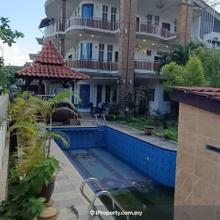 3storey Corner Semi-D With Swimming Pool For Sale