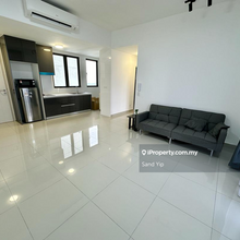 Fully Furnished 300m to LRT Glenmarie