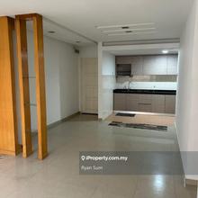 Partial Furnished Bayu Tasik 2 with 2 parkings Walk to LRT
