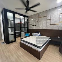 Spacious Fully Extended Home in Excellent Condition Unit For Rent