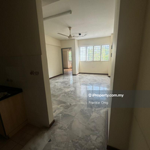 Idaman Tasik height apartment for sell cash back 