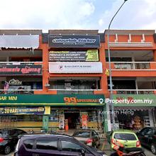 Facing Mainroad