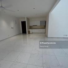 Damansara Seresta Sri Damansara, Mid Floor Semi Furnish Forest View