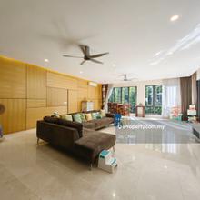 Private lift lobby condo