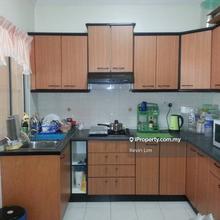Villa Emas 850sf Poolview 2 Car Park Renovated Unit