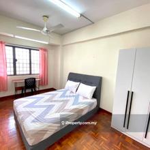 High Floor With Nice View,Vista Komanwel B,Block B