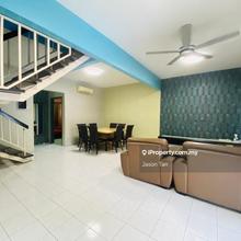 Taman Puncak Jalil, 2 Storey House for Rent, Kitchen Cab, Aircon