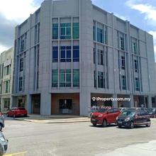 Sri Petaling Good location Corner Ground Floor shop lot For Rent 