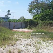 Flat Agriculture Land With Road Access