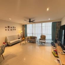 Fully renovated / 2 parking lots side by side / Actual unit 