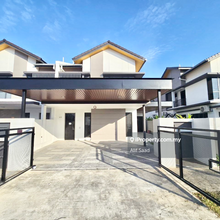 Renovated 2 Storey Semi D Verna Serene Height