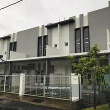 Pasir Gudang Jalan Wau Kikik, Bandar Layangkasa
