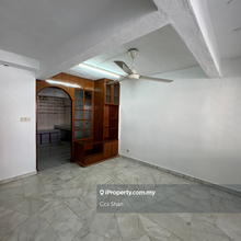 2.5 Storey Taman Sri Sinar Terrace house to Sell