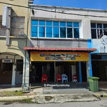 Great community. Near parks, schools and shops . Excellent facilities