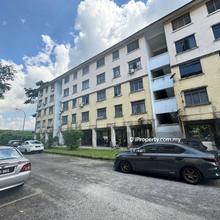 Below 200k Price JB Flat Kangkar Pulai Suitable for investment