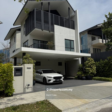 New project 3 storey Bungalow Seri Kembangan for sale