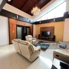 Freehold 2.5 Storey Bungalow