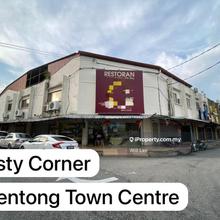 Corner shop in Bentong town centre for rent