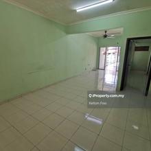 Nice unit Ground floor townhouse, Taman bayu permai, Aeon rawang 