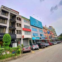 Facing main road! 