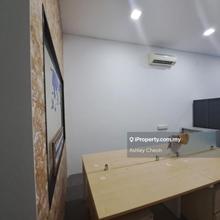 Facing main road, Bk 5, Bandar Kinrara, BK 5, Puchong