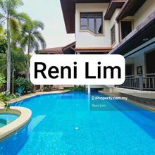 2.5 Storey Bungalow, Spacious Land and Garden, Facing Forest, Pool