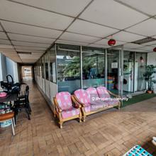 Bukit Oug Condo , Corner shop with ready business 