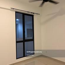 Artis 3, Jelutong, studio