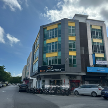 Gong Badak Dataran Austin