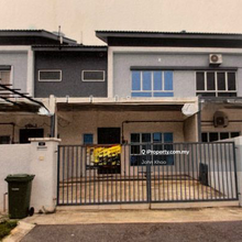 Double storey house in sari alamanda,rawang,selangor