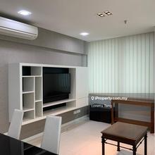 Mercu Summer Suites : Twin Towers is 800m Away