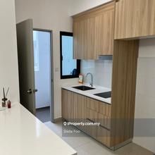 Brand New Fully Furnished W/ Kitchen Cabinet & Ac @ Maya Bay For Rent