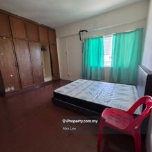 Apartment to Rent besides Pyramid Mall