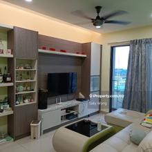 Renovated included Wifi, Near to MRT station & Upm