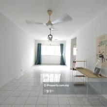 Walking distance to LRT 3 and 3 bedrooms unit